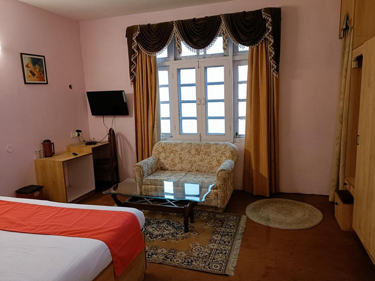 Oakwood Hotels Chail Exterior photo